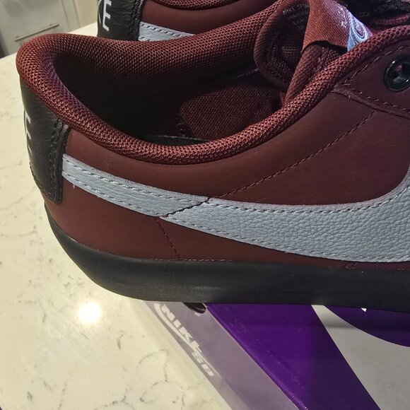 Brand New Nike SB Blazer Low GT Dark Team Red/Black/Light Armory Blue SZ 10 NEW - Picture 4 of 16